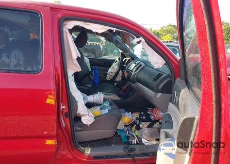 2015 Toyota Tacoma Double Cab/Trd Pro из США, поврежденный, VIN 3TMLU4EN3FM168489